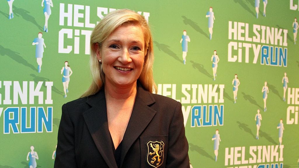 Sirkka Mertala on ahkera hiihtäjä.