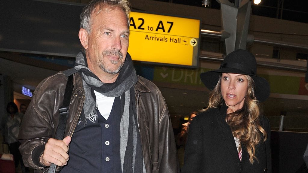Kevin Costner ja Christine Baumgartner