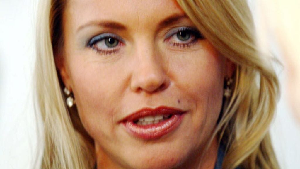 Anu Saagim lähetti Playboyn kaikille ystävilleen ympäri maailmaa. Kuva: Lehtikuva.