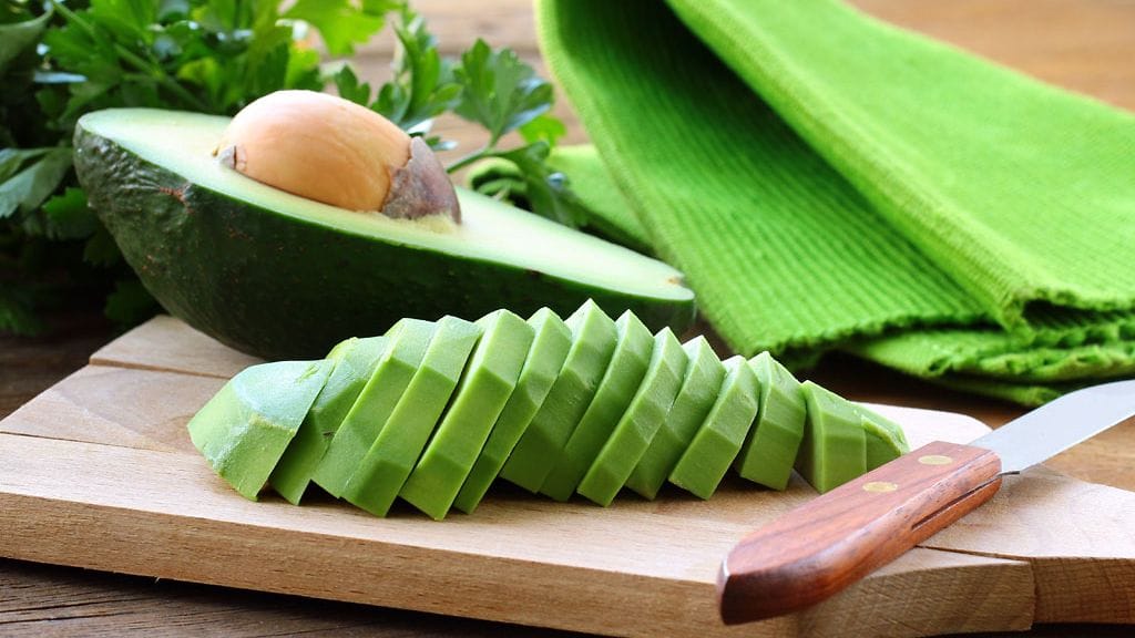 Avokado päivässä pitää kolesterolin loitolla?