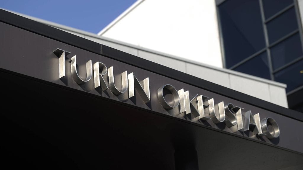 Varsinais-Suomen käräjäoikeus on tuominnut sakkoihin kaksi Rannikkolaivaston kouluttajaa.