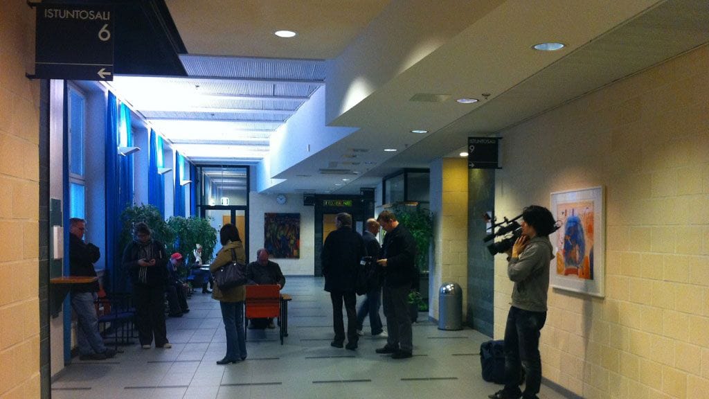 Vangitsemisoikeudenkäynti pidettiin Pirkanmaan käräjäoikeudessa.