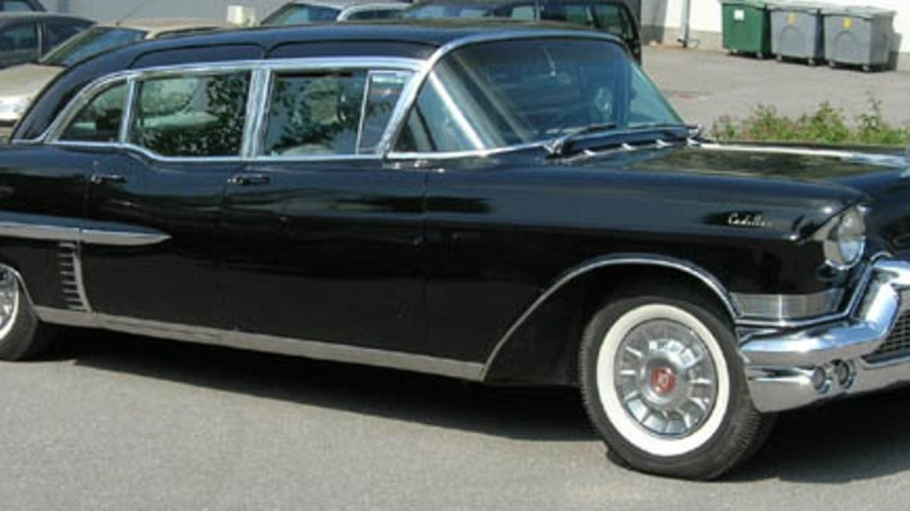 Cadillac vuosimallia 57