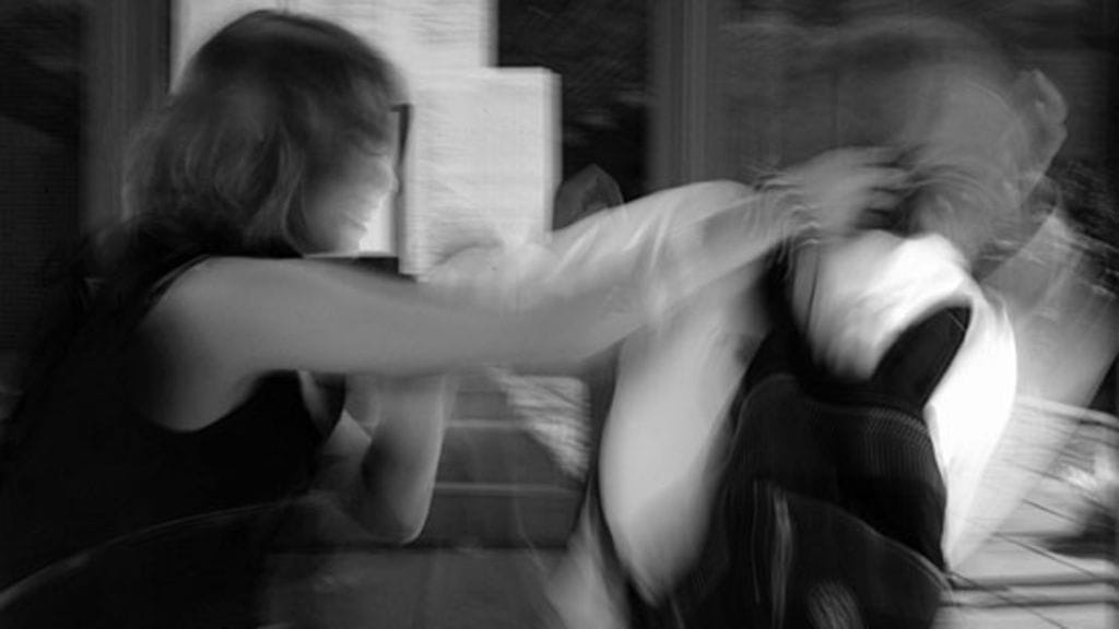 Itä-Uudenmaan käräjäoikeus tuomitsi tiistaina vankeuteen viisikymppisen miehen muun muassa törkeän henkeen tai terveyteen kohdistuvan rikoksen valmistelusta.