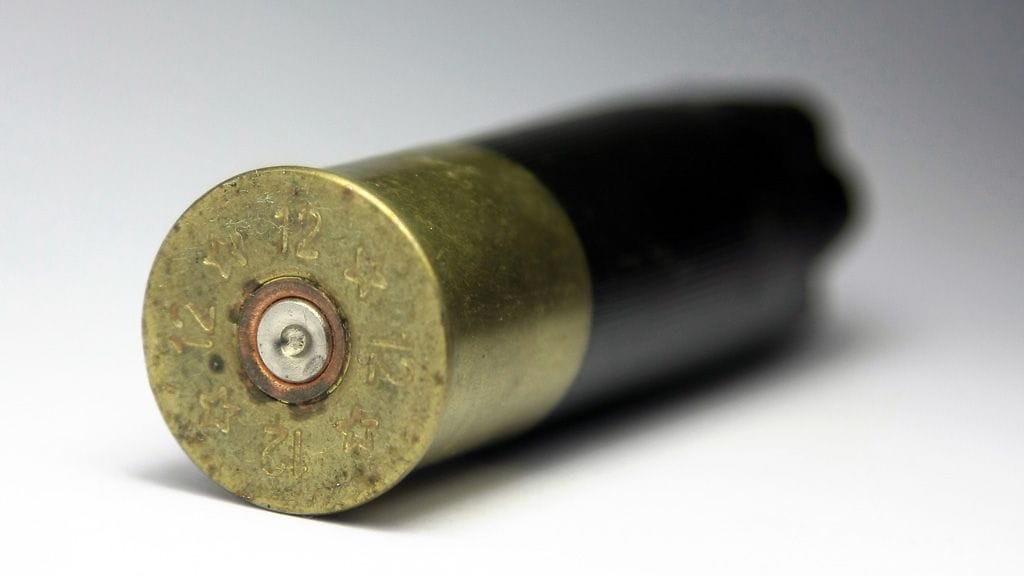 Mies ampui tuntemaansa miestä kahdesti haulikolla selkään. Arkistokuva.