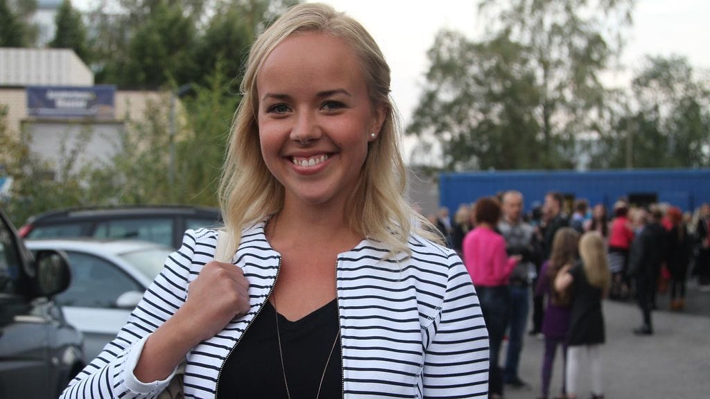 Sara Parikka nähtiin Tanssii Tähtien Kanssa -katsomossa sunnuntaina.