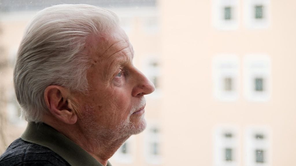 Skitsofreniaan voi kuulua monenlaisia oireita, myös ahdistusta ja masennusta. Kuvituskuva. Kuvan henkilö ei liity juttuun.