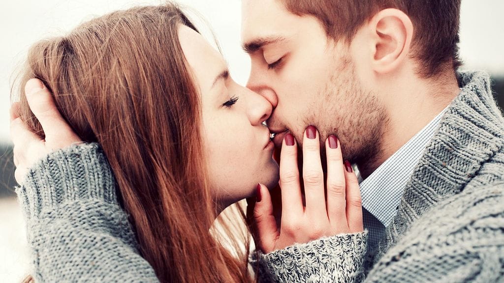 Onnellinen parisuhde vaatii töitä, mutta arkiset rutiinit näyttelevät myös tärkeässä osassa.