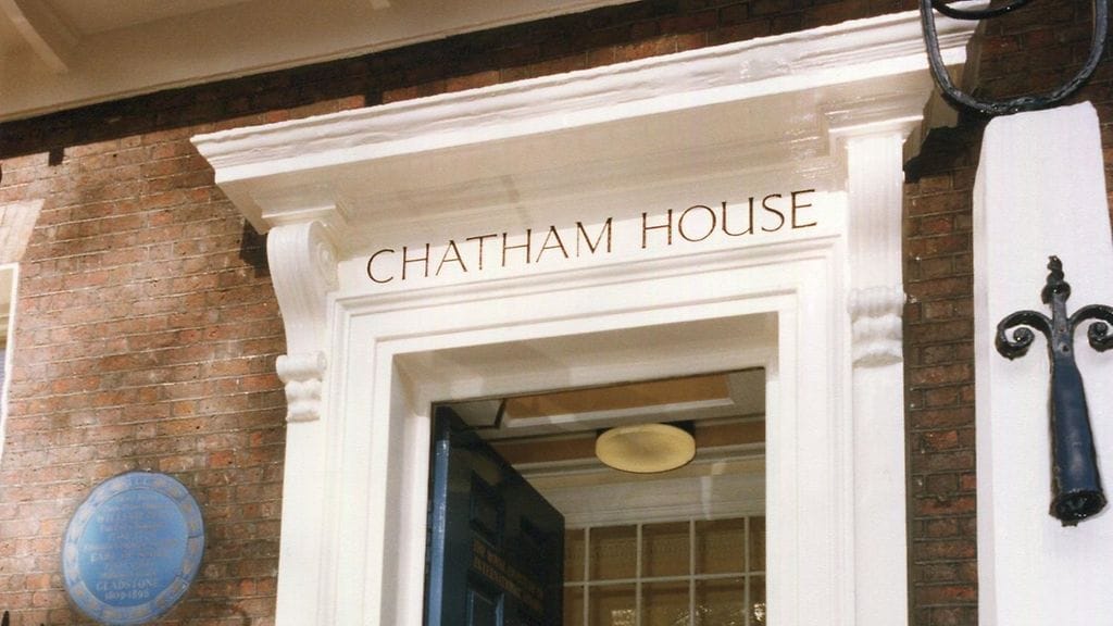 Chatham House sijaitsee Saint James's Squarella Lontoossa.