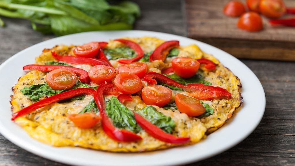 Kukkakaalista syntyy maukas ja terveellinen pizzapohja.