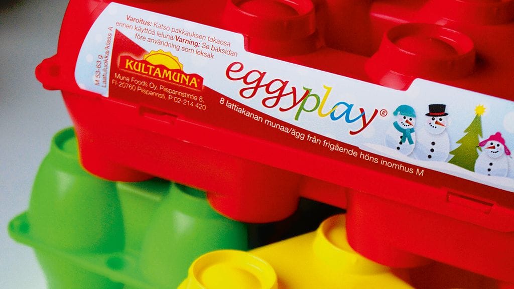 Vuoden turhake on tuonut väriä kananmunahyllyyn.