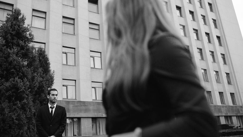 Mies ja nainen mustavalkoinen (1)