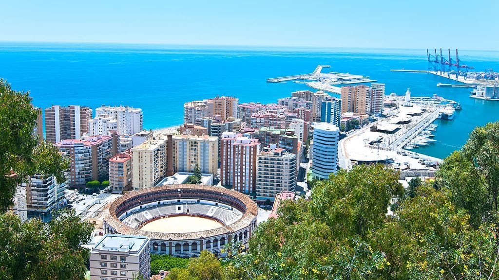 Malaga oli suomalaisten suosikkikohde vuonna 2015.