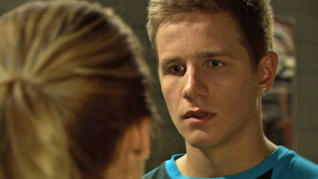 Salatut elämät - Janne ja Iida (Hemmo Karja ja Rosa Rusanen).