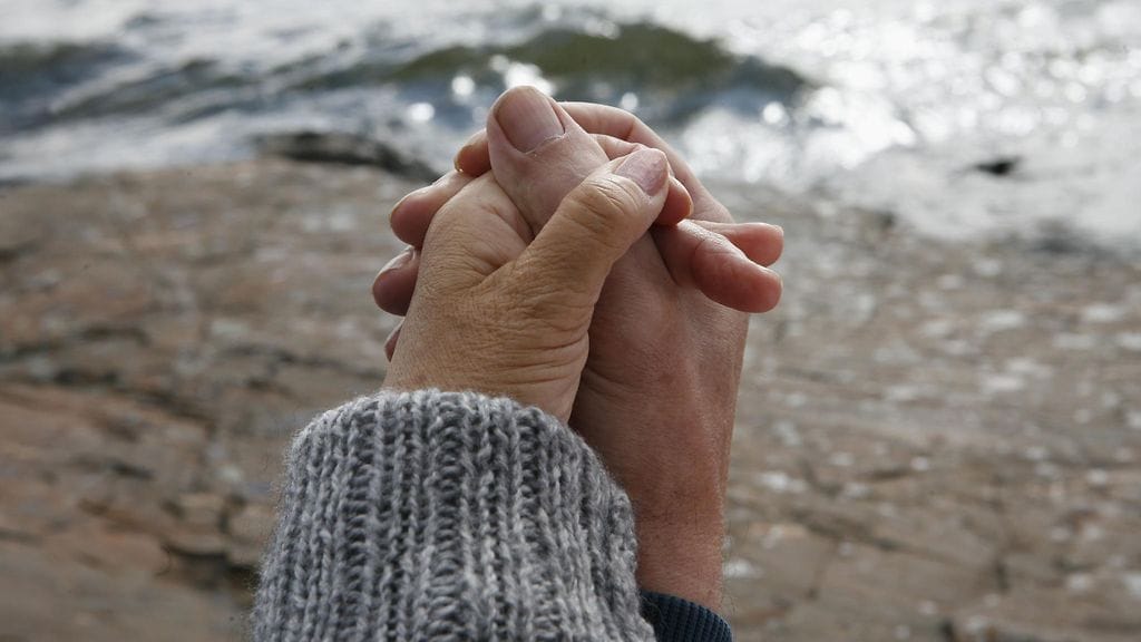 Polyamorialla tarkoitetaan sitä, että henkilöllä voi olla samaan aikaan useita parisuhteita.