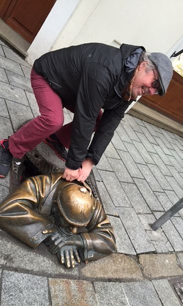 Kari Salmelainen, 2016, kaveria ei jätetä