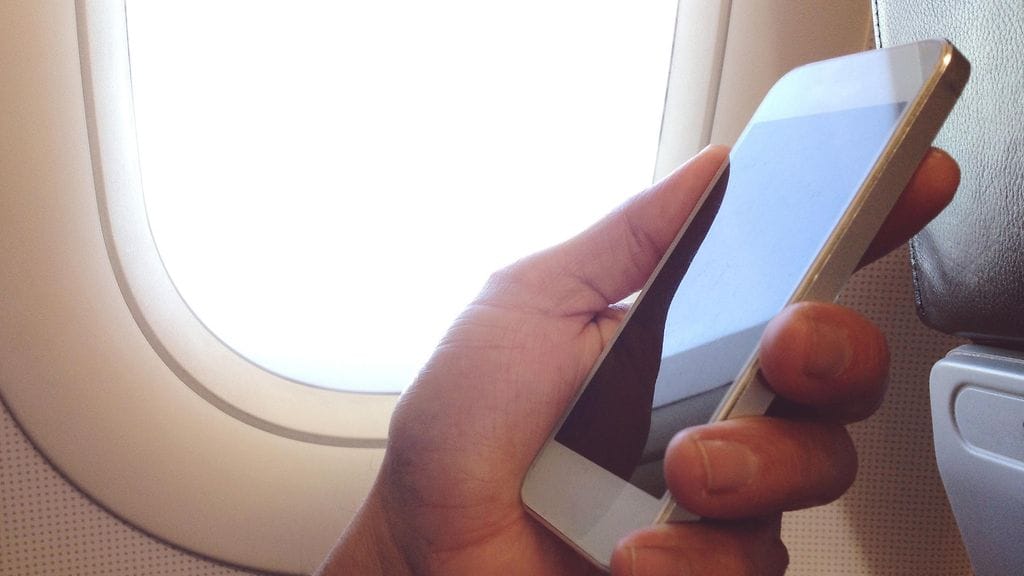 lentokone_puhelin