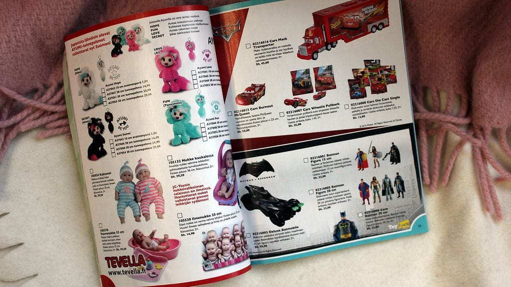 "Minkä ottaisit tältä aukeamalta?"