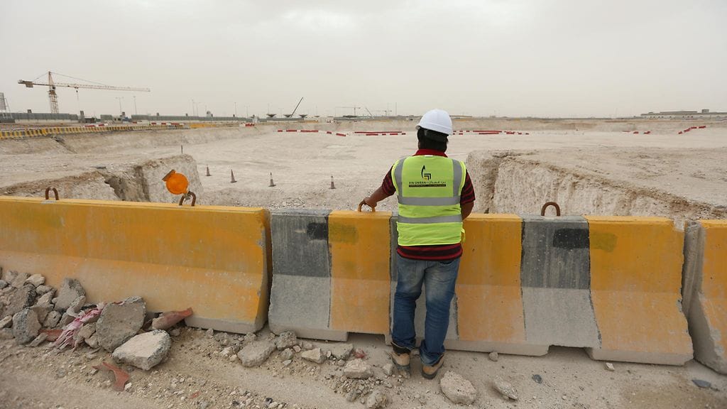 MM-kisojen rakennustyömiesten olot ovat puhuttaneet Qatarissa.
