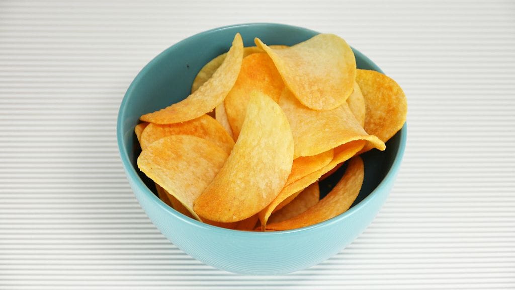 Sipsien nautiskelu voi olla hienovaraista puuhaa.