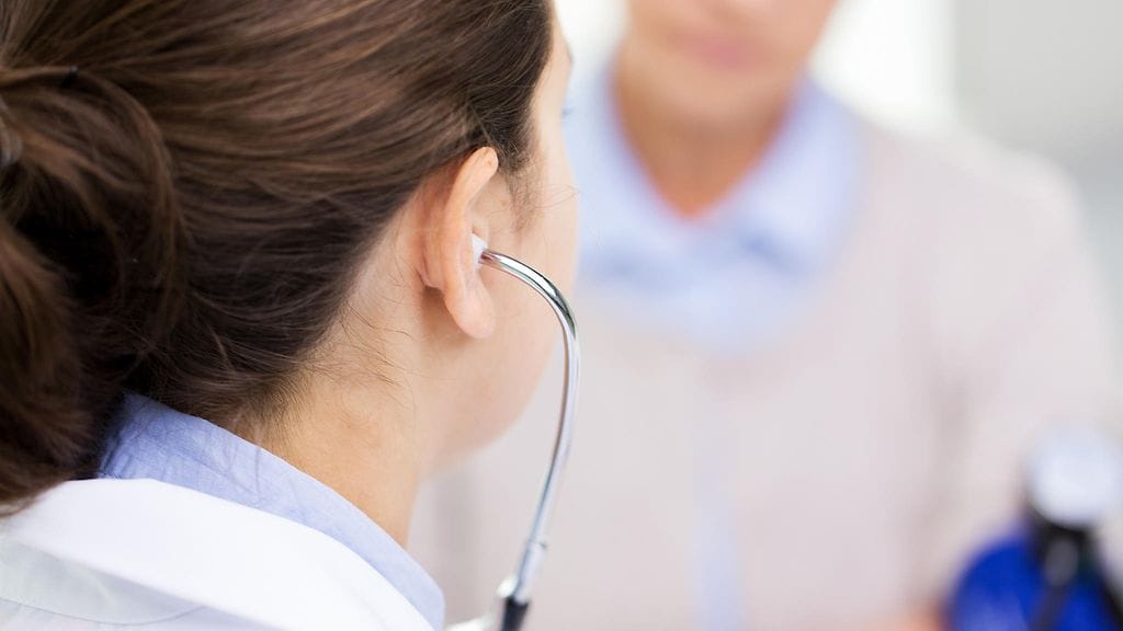 Kilpirauhasen vajaatoiminnan tyyppioireiksi on kuvattu melankolia, palelu ja taipumus painonnousuun. Kuvituskuva.