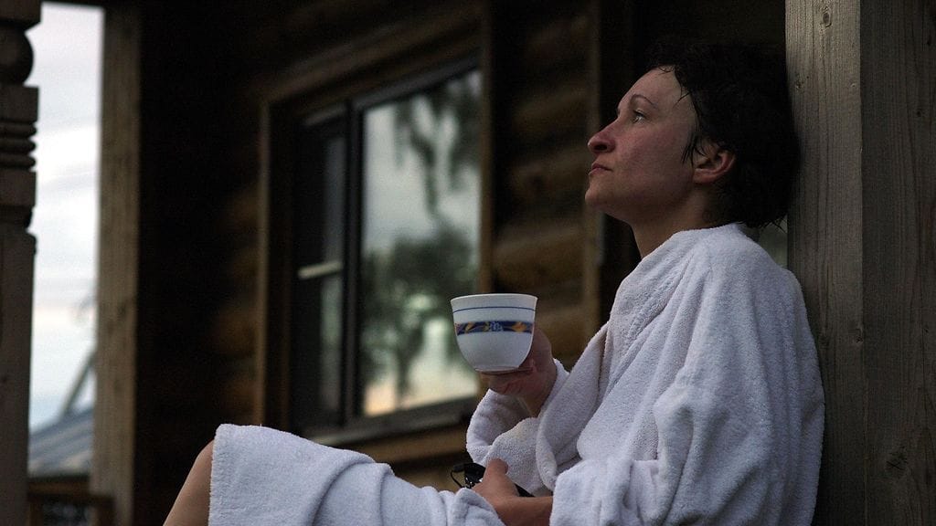 Jos lomalla nousee tyytymättömyys omaan elämään, on turha ajatella, että ikuinen loma ratkaisisi asian. Tärkeää on löytää itselleen mielekästä tekemistä, joka antaa elämälle tarkoituksen. Kuvituskuva.