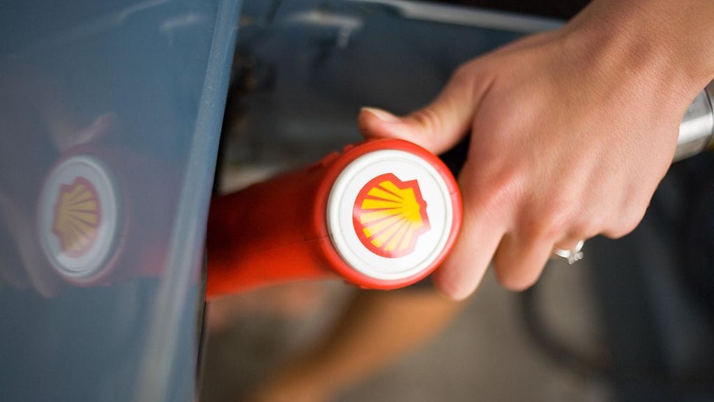 Latauspisteet saapuvat ensimmäisenä Ison-Britannian Shell-huoltoasemille.