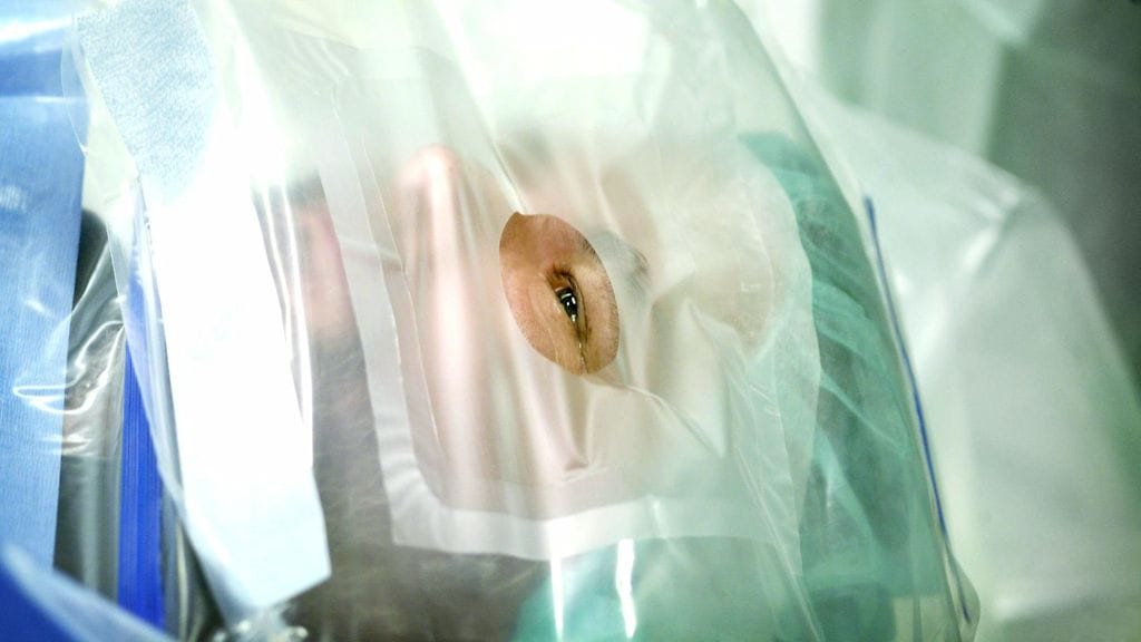 Suomessa tehdään lähes 50 000 kaihileikkausta vuosittain. Kuvituskuva.