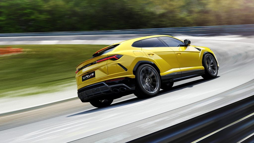 lamborghini urus (1)