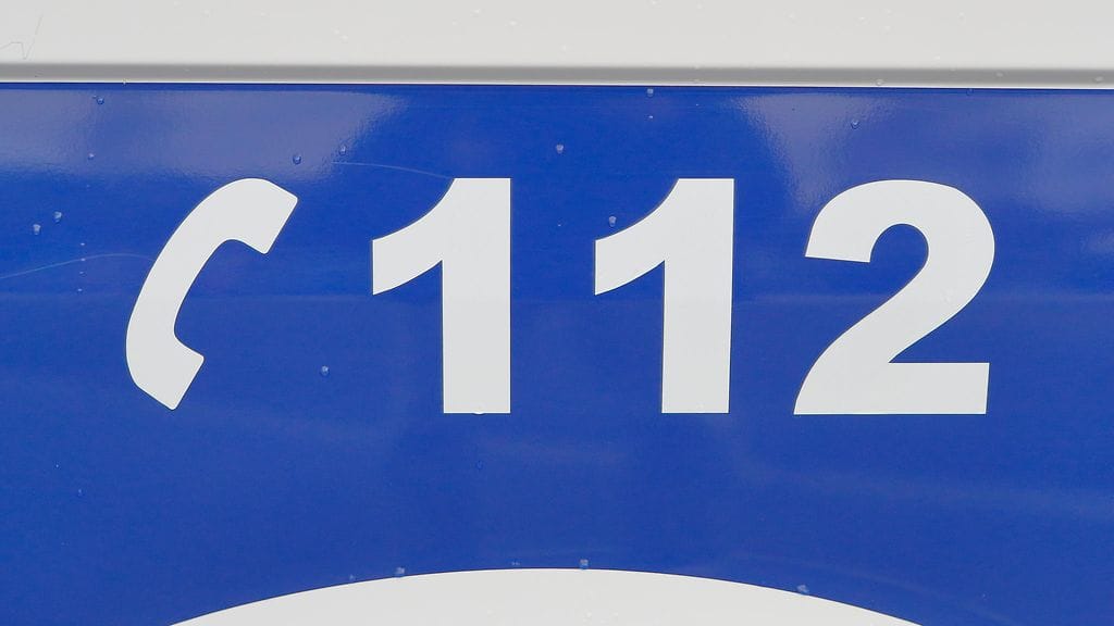 Poliisi etsi kadonnutta laajasti sekä maastosta että vesistöstä.