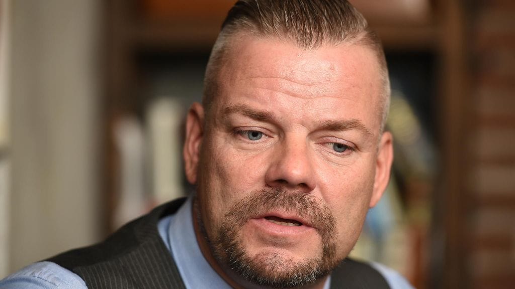 Jari Sillanpää Paljaana-kirjan julkaisutilaisuudessa.