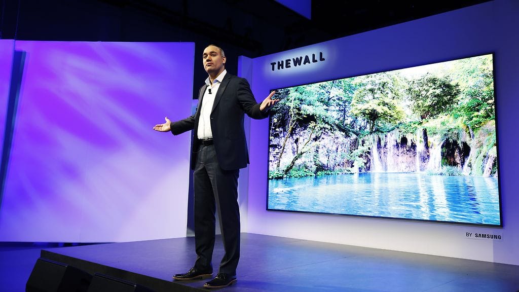 Samsung julkaisi Las Vegasissa The Wall-uutuustelevision. Kuvat: news.samsung.com/