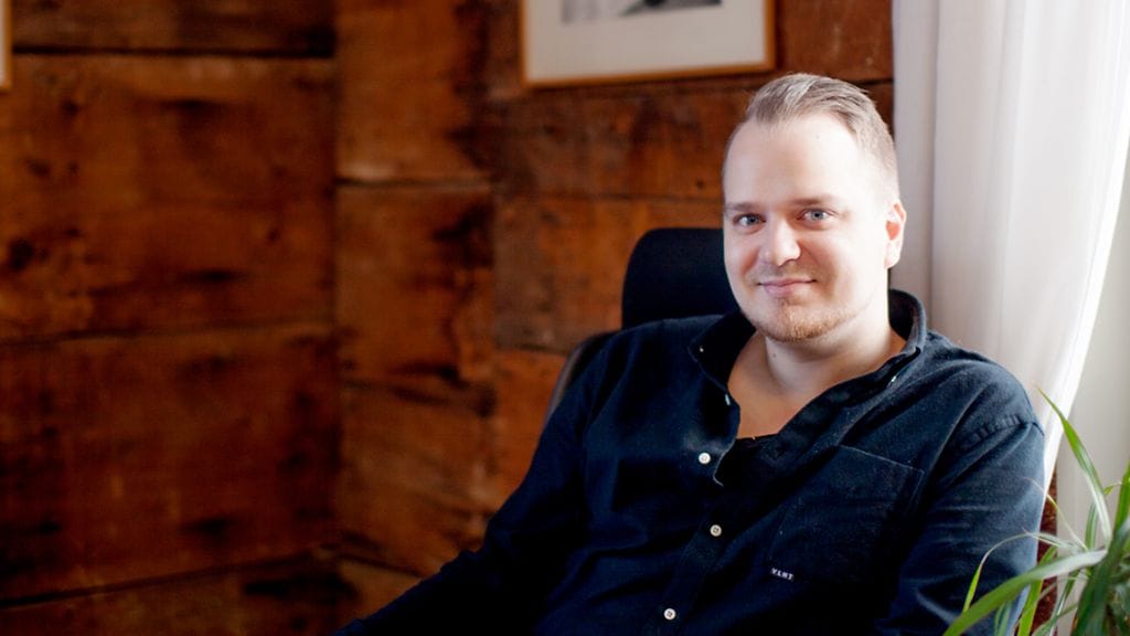 MeetingPackage.comin perustaja ja toimitusjohtaja Joonas Ahola kertoo, että unelmia voi saavuttaa laittamalla itsensä likoon.