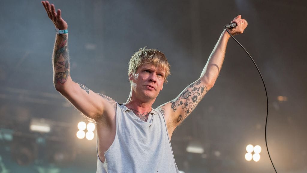 Disco Ensemblen nokkamies Miikka Koivisto lavalla Seinäjoen Provinssissa 1. heinäkuuta 2016.