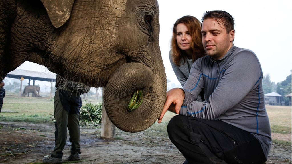 Villien jäljillä -sarjan parivaljakko Kimmo Ohtonen ja Pirjo Heikkilä.