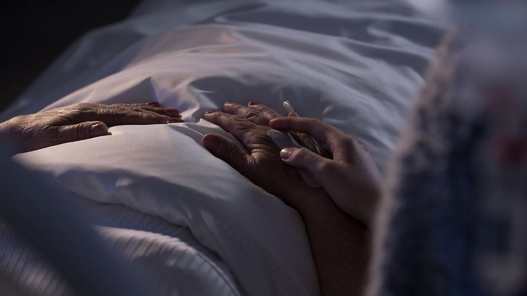 Suomessa on vain neljä saattohoitokotia. Kuvituskuva.