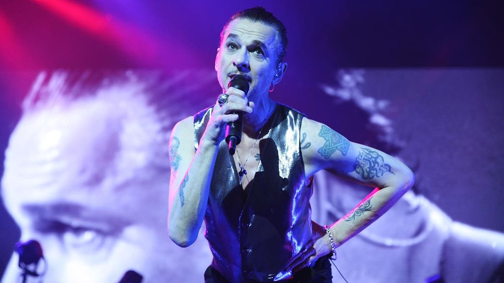 Depeche Mode 18.2.2018 Hartwall Arena David Gahan 2