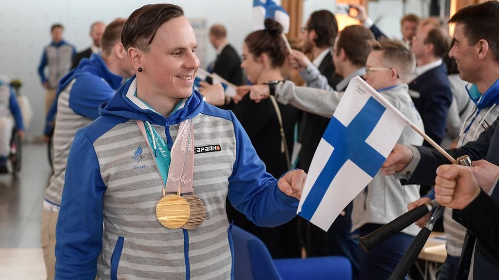 Matti Suur-Hamari sai kutsun Linnan juhliin.