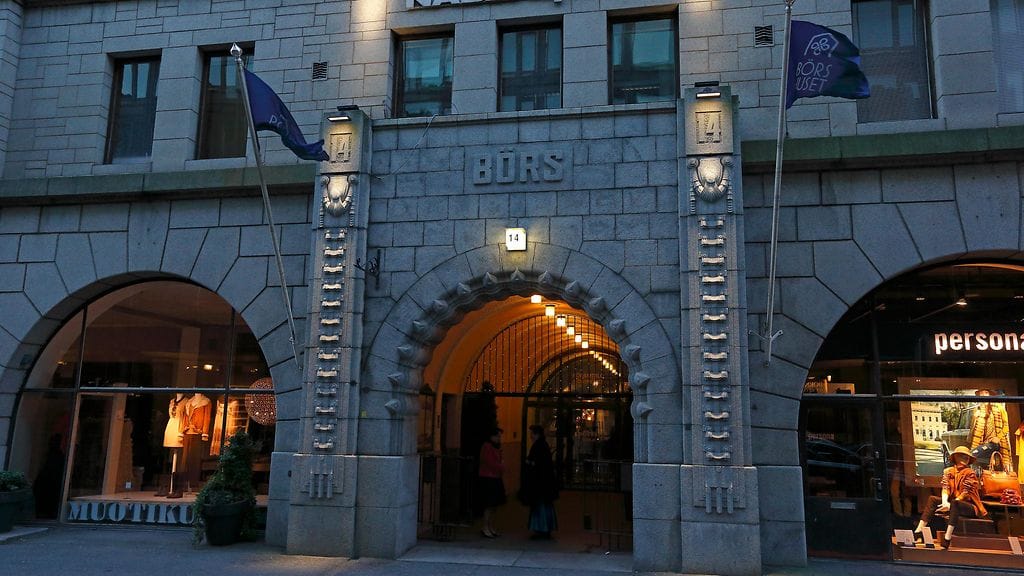 Kaupankäynti Helsingin pörssissä avautui tänään selvään laskuun.