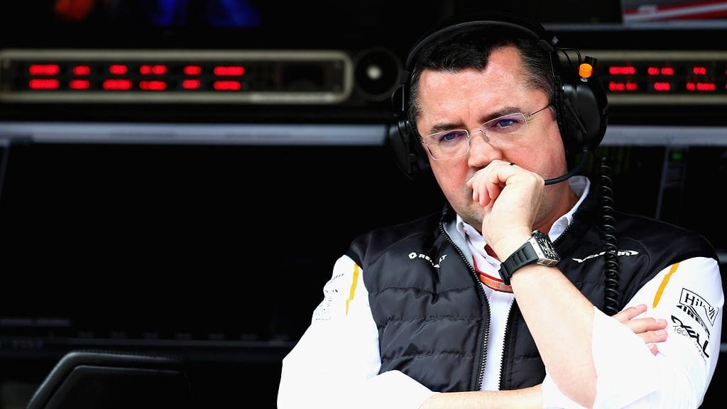 Eric Boullier yritti varoittaa Ron Dennisiä, mutta turhaan.