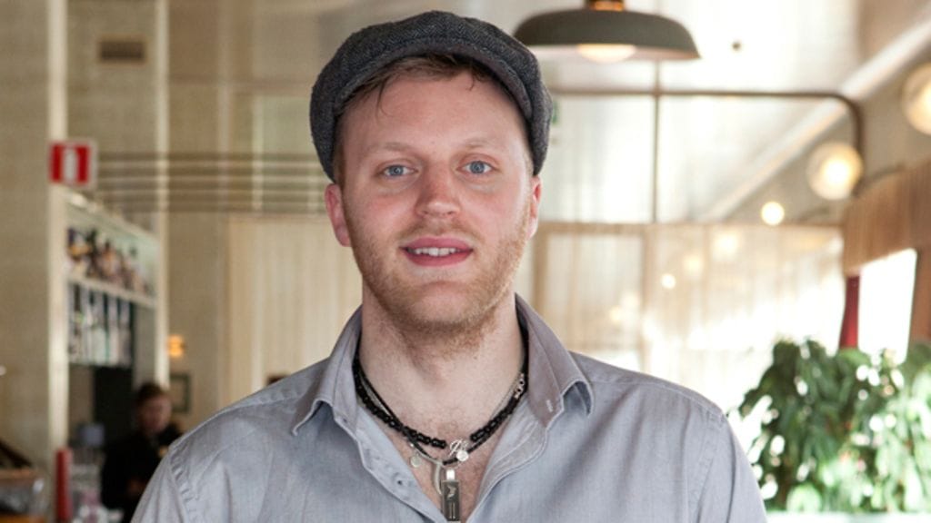 Vuoden 2008 Idols-kaudelta julkisuuteen noussut Koop Arponen voitti Eukonkannon MM-kisojen Seniori-sarjan vaimonsa Cordelia Arposen kanssa.