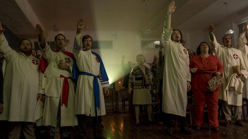 4117_D018_10221_R_CROP