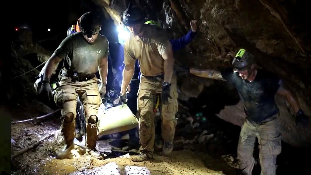 Jalkapallojoukkueen pelastaminen luolastosta kesti yli kaksi viikkoa.
