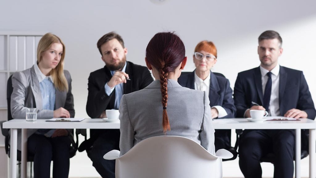 Työhaastatteluun on hyvä valmistautua ennakkoon.