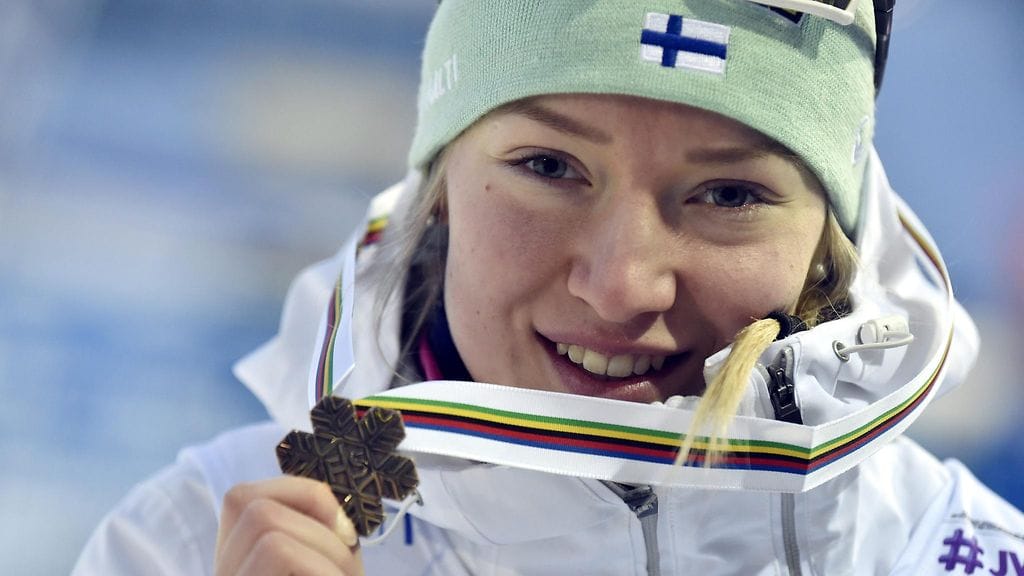 Anita Korva ja MM-pronssimitali.