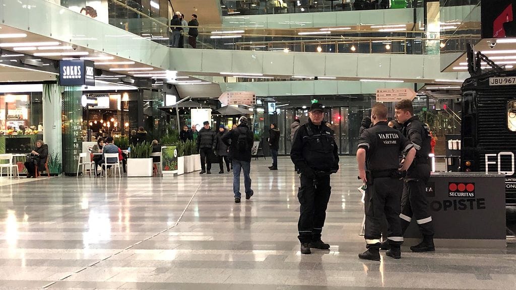 Kauppakeskus Valkean arkea helmikuussa.