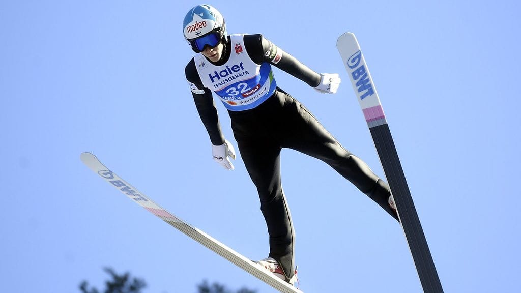 Antti Aalto jäi niukasti suurmäen kilpailun toisen kierroksen ulkopuolelle.