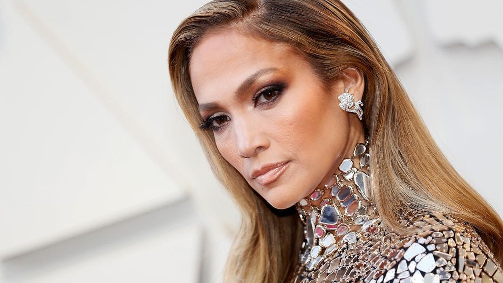 Fanit ylistävät Jennifer Lopezia Instagramissa.