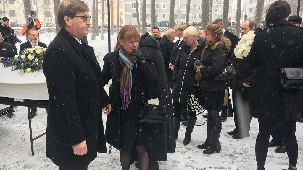 d0b7b5e9-4432-4c34-9d64-56873ea8913f