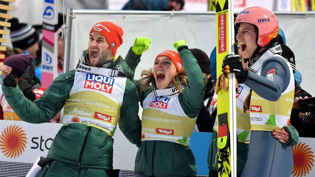 Saksa juhli myös sekajoukkuemäessä.